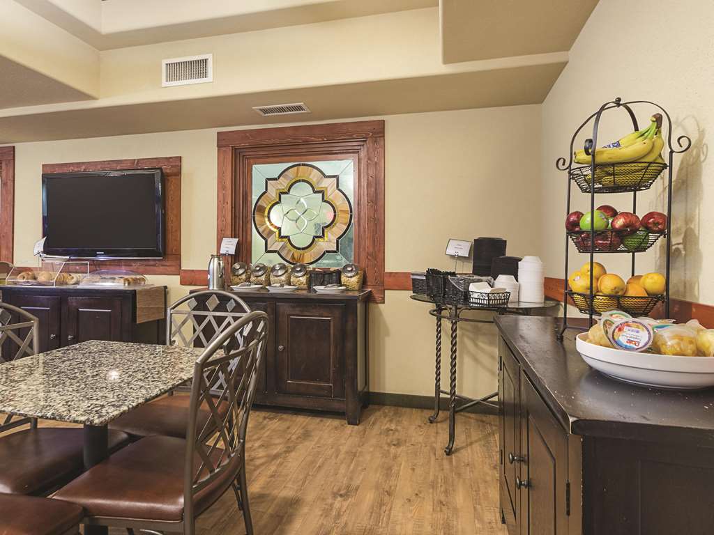 La Quinta Inn & Suites by Wyndham Trinidad - photo 52