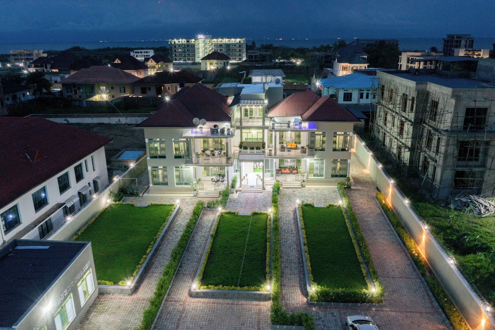The city Block Apartment — 4-Star Luxury Hotel in Bujumbura, Burundi
