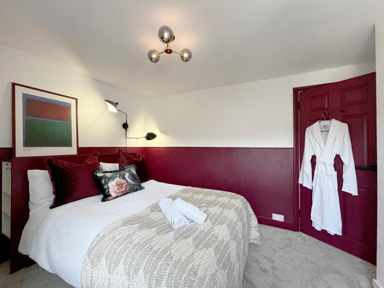 Boutique Double Room in Terrace Home University Hospital City Centre