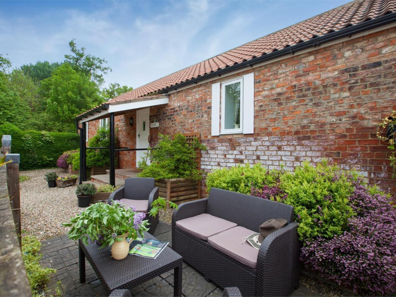 2 Bed In Howden G0113 — Goole