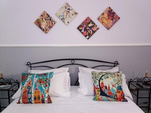 Guada House — 4-Star Luxury Hotel in Naples, Italy