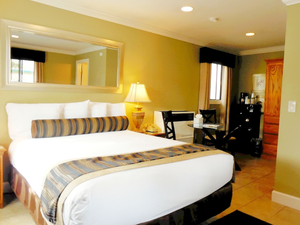 Sea Breeze Inn And Cottages - photo 13