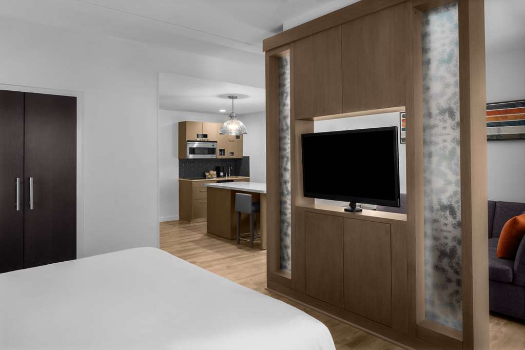 Hyatt House Raleigh North Hills - photo 24