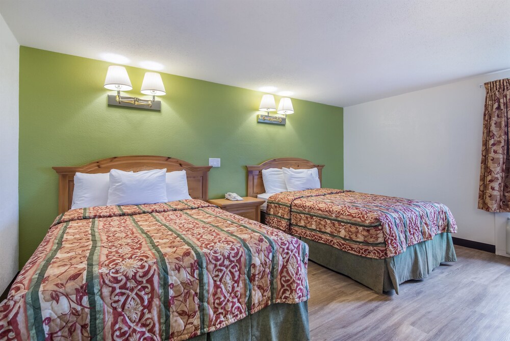 Motel6 Oriskany NY - photo 34