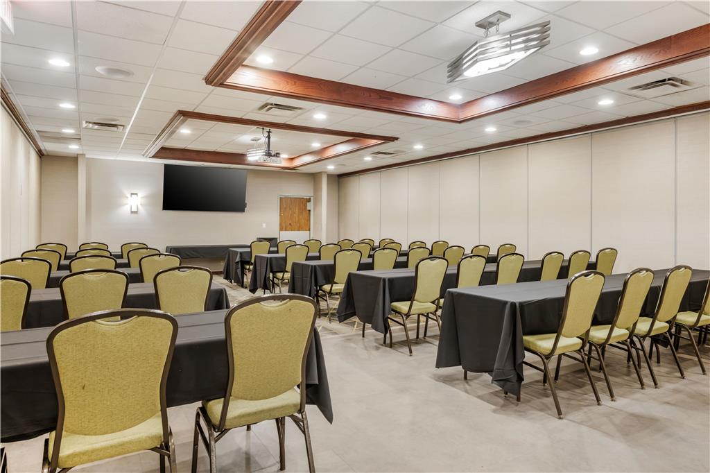 Best Western Fairmont - photo 2