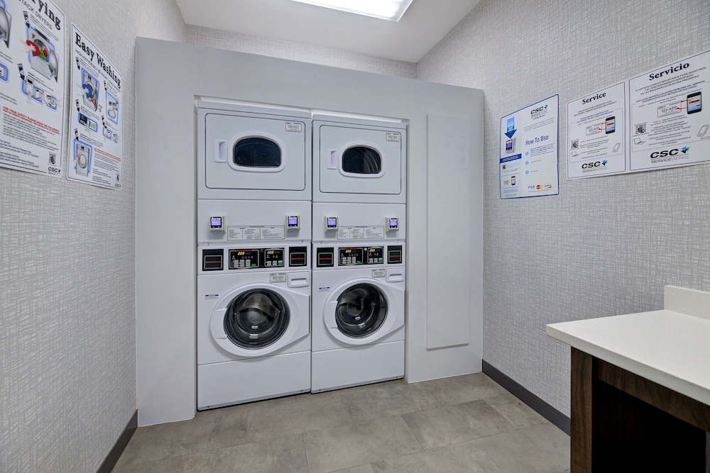 Hampton Inn & Suites Nacogdoches - photo 40