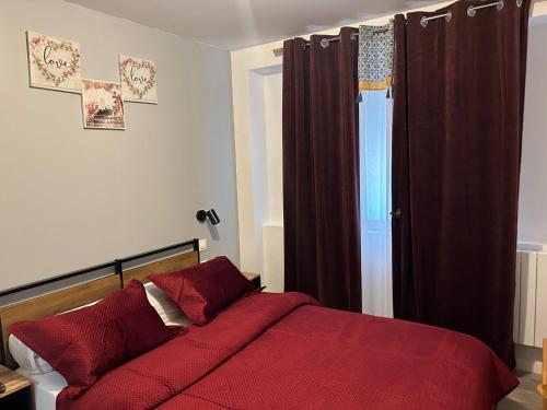 Hotel Saint Charles in Rambouillet, France