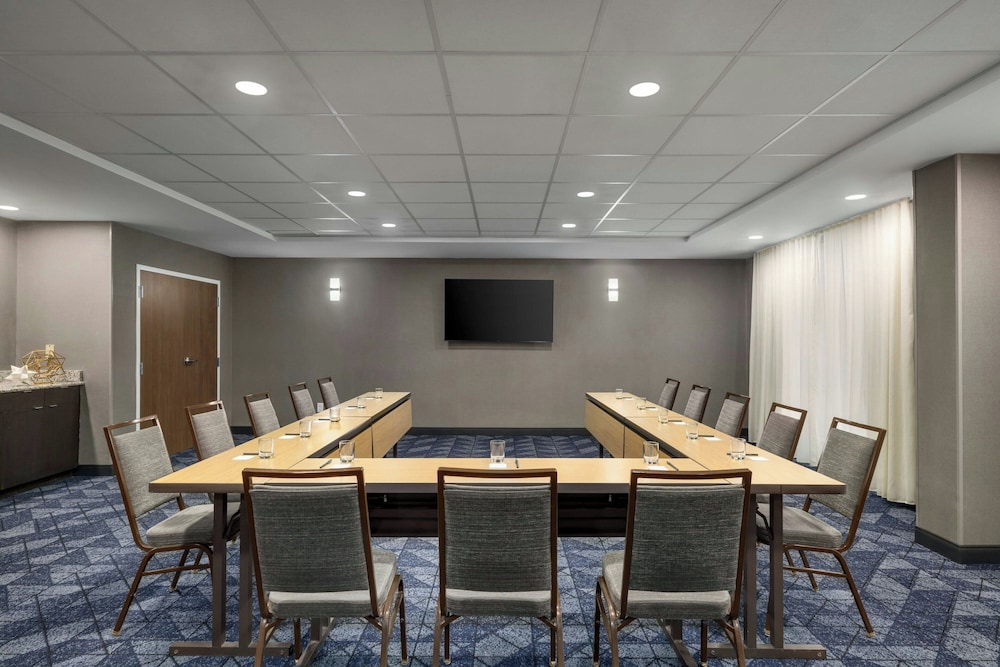 Courtyard by Marriott Kokomo - photo 29