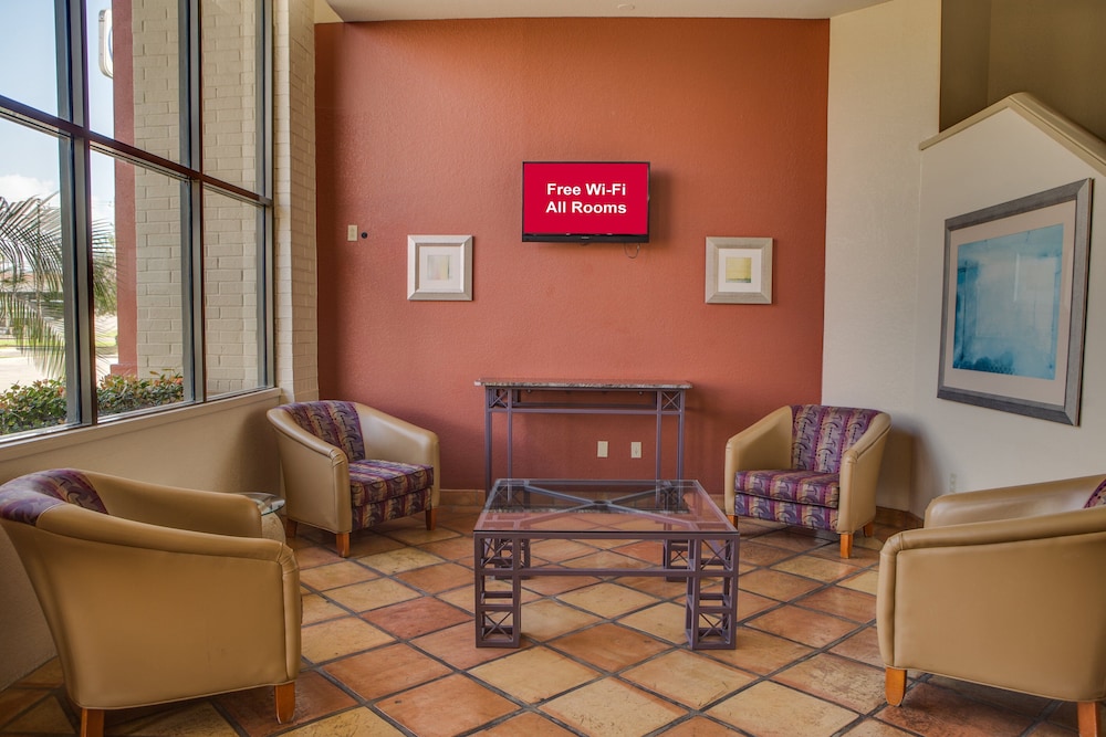 Red Roof Inn Pharr McAllen - photo 5