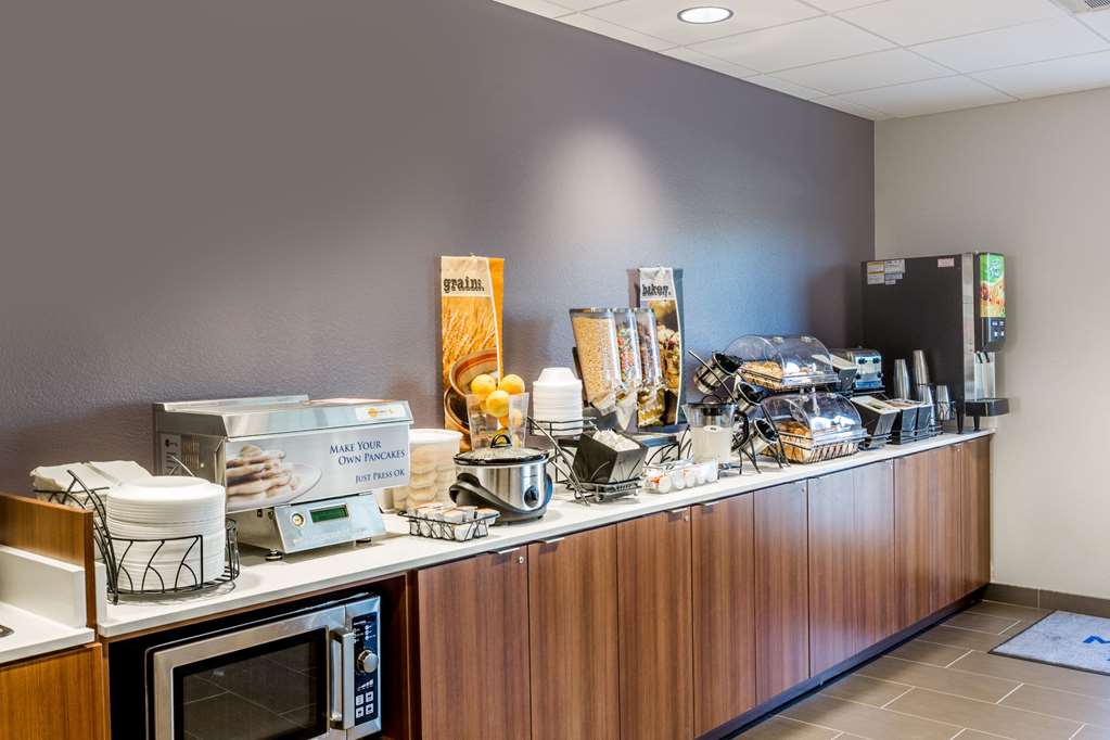 Microtel Inn & Suites By Wyndham Tioga - photo 15