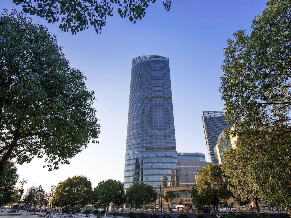 Sofitel Lianyungang Suning in Lianyungang, People's Republic of China