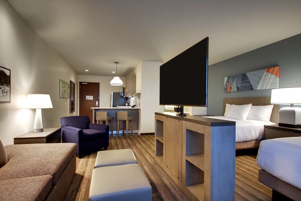 Hyatt House Chicago Oak Brook - photo 6