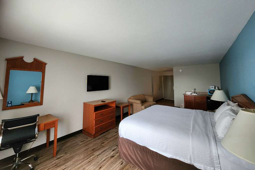 Days Inn & Suites by Wyndham Thibodaux - photo 43