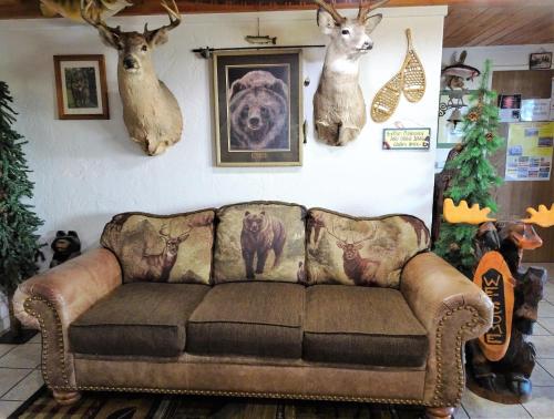 Eagle's Nest Motel - photo 34