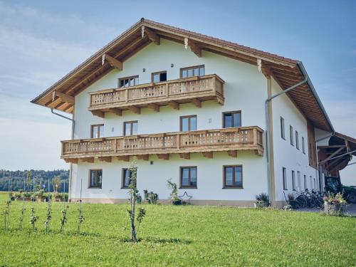 Lehnerhof — 5-Star Luxury Hotel in Bad Aibling, Germany