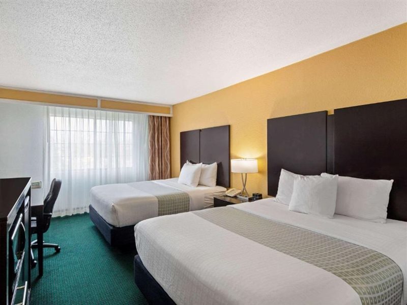 University Inn and Suites Berkeley - photo 3