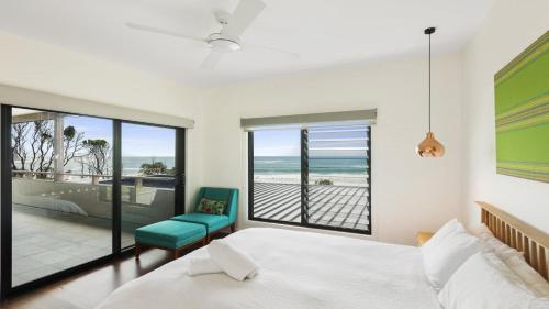 Macmasters Coastal Retreat Heated Pool — Macmasters Beach — photo 3