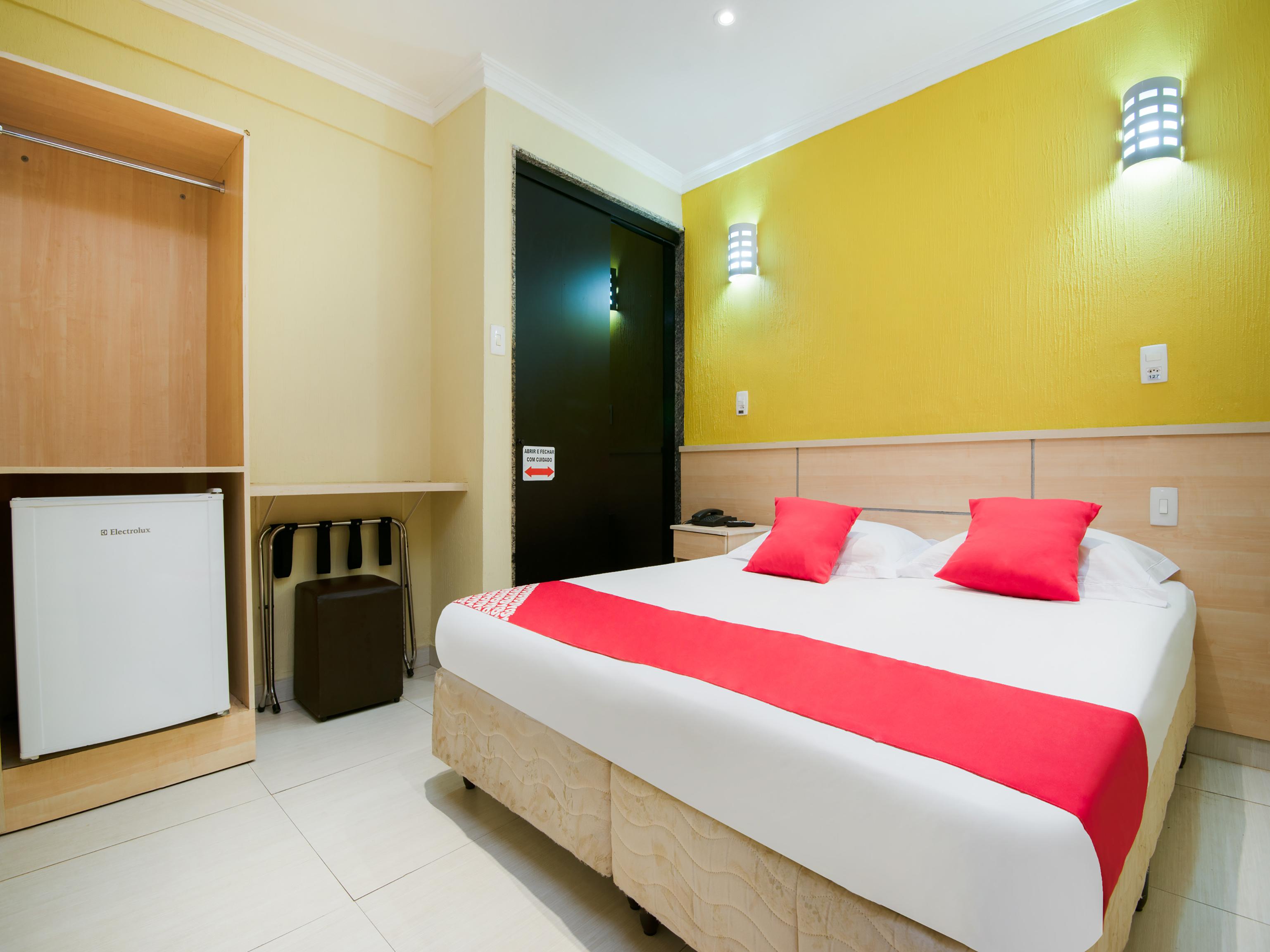 OYO Hotel Villa Rica — hotel near Santos Dumont Airport