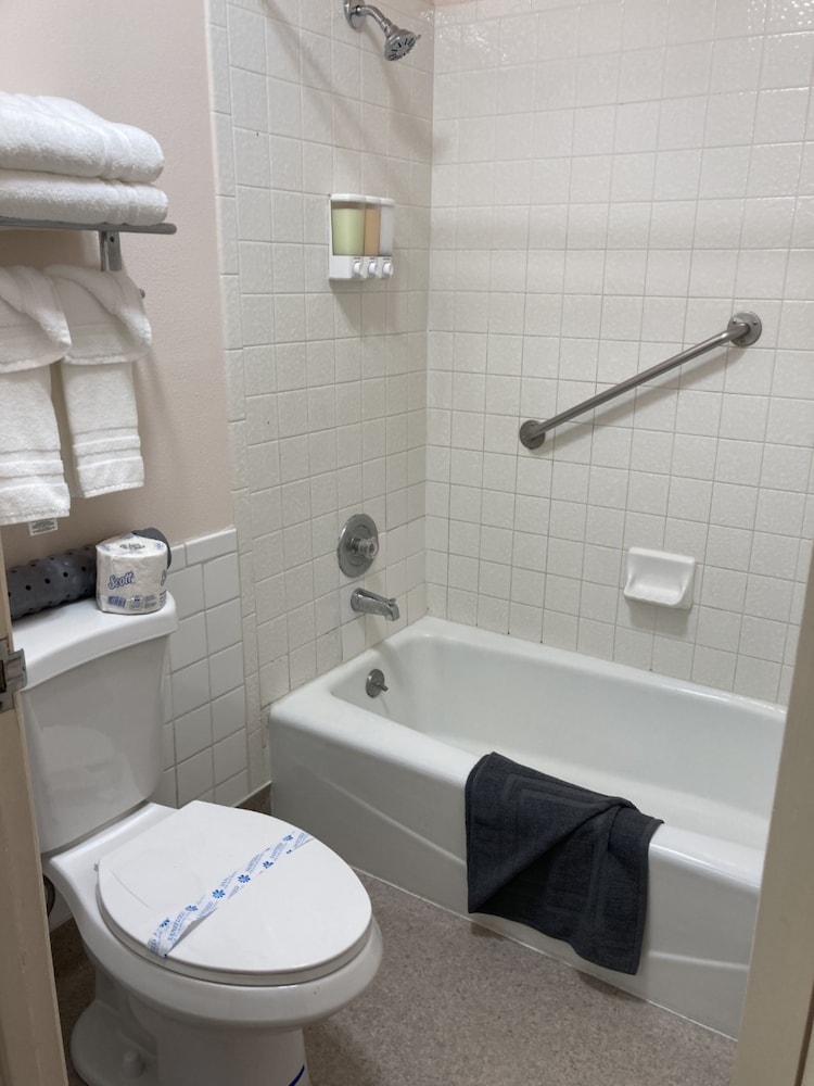 Coast Riders Inn - photo 72