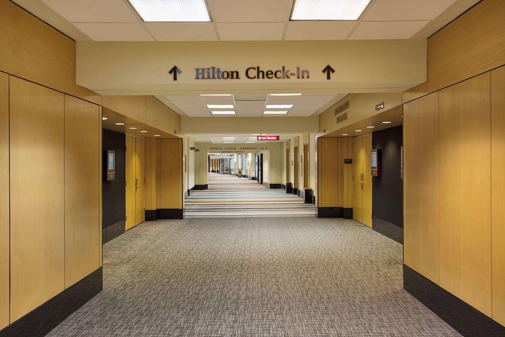 Hilton Chicago O'Hare Airport - photo 78