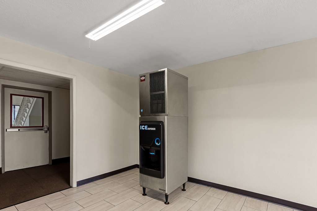 Red Lion Inn & Suites Caseyville - photo 28