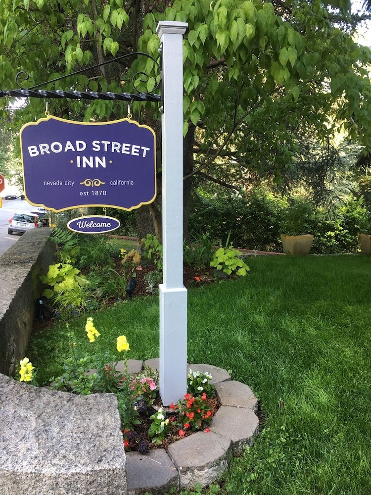 Broad Street Inn - photo 28