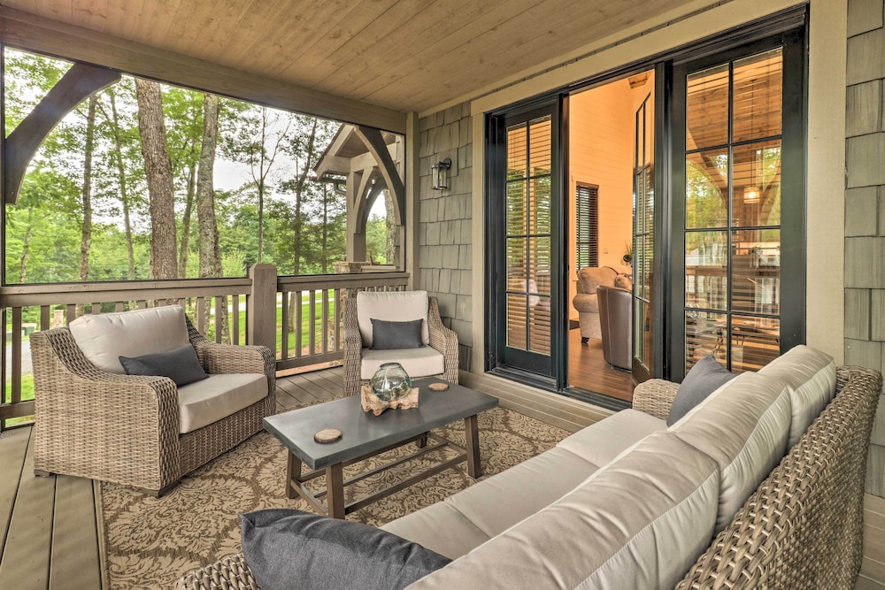 Serene Mountain Retreat Rural Glenville Craftsman — hotel in Glenville
