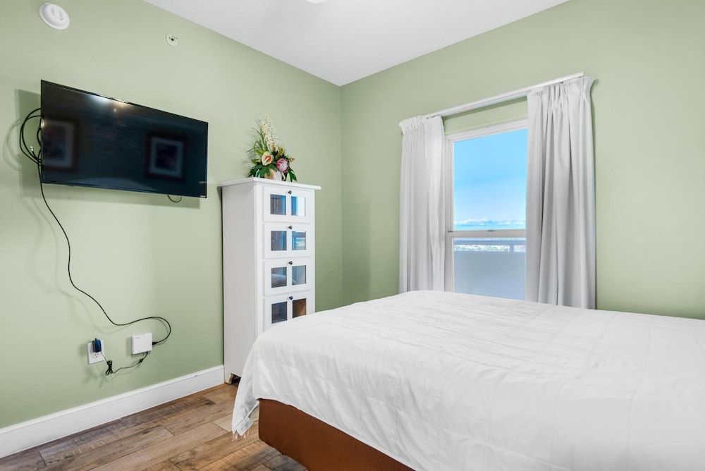 Majestic Beach Towers 1 1210 - photo 3