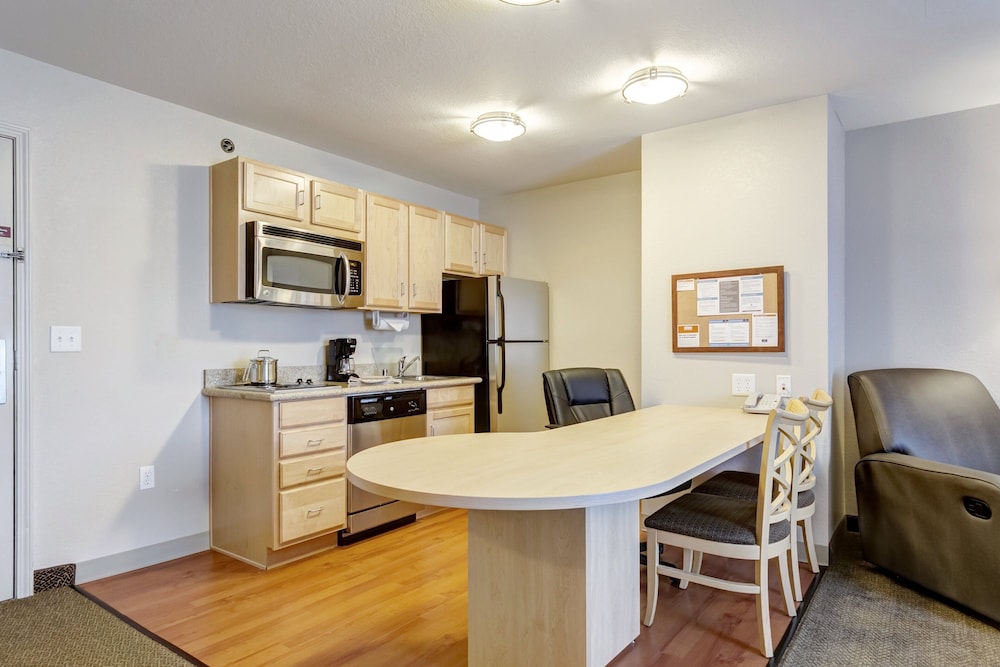 Candlewood Suites Paducah by IHG - photo 27