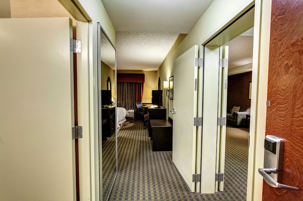 Hampton Inn & Suites Chadds Ford - photo 11