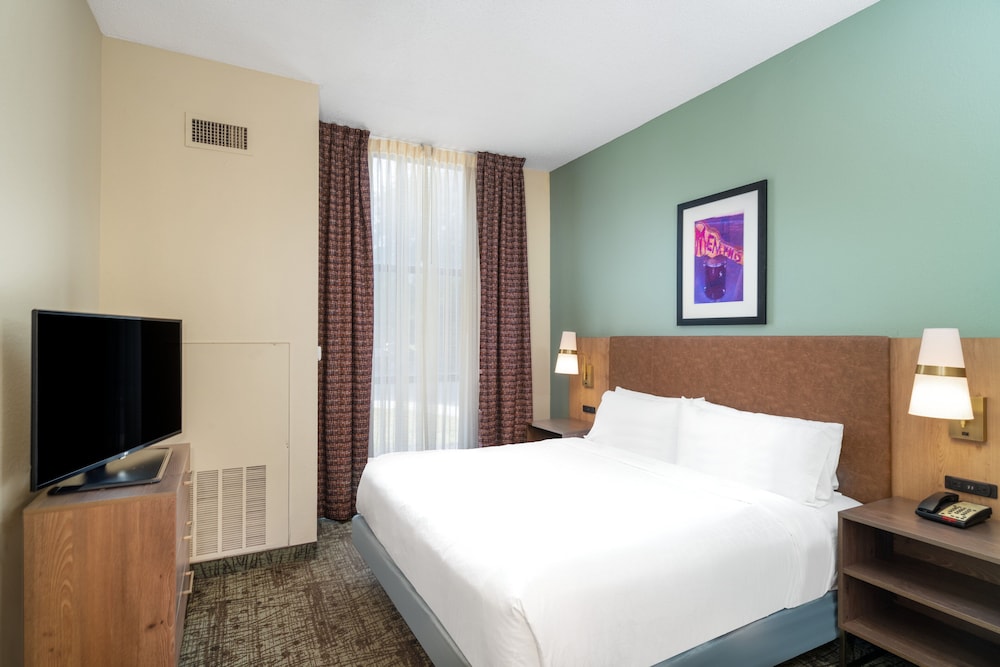 Staybridge Suites Memphis Poplar Ave East by IHG - photo 16