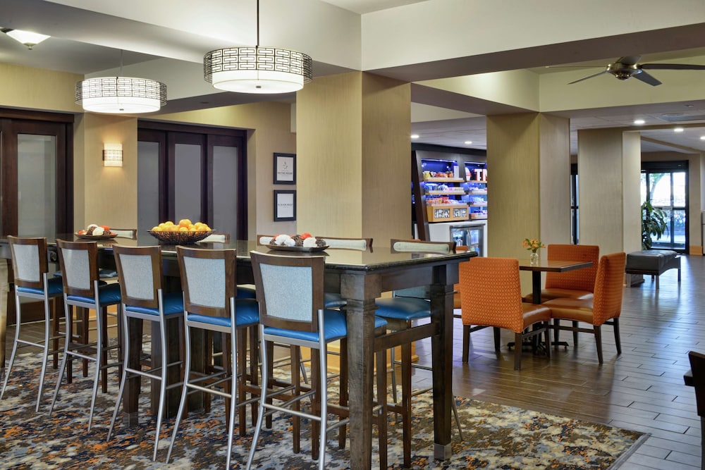 Hampton Inn Collierville - photo 3