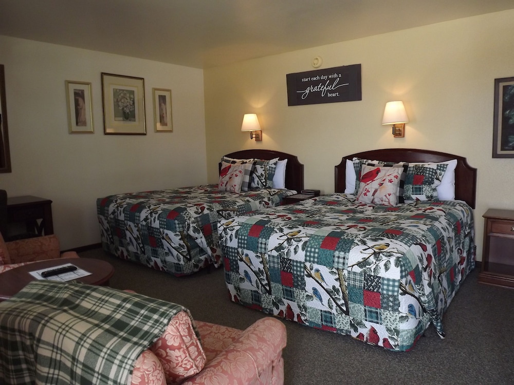 Crest Country Inn - photo 62