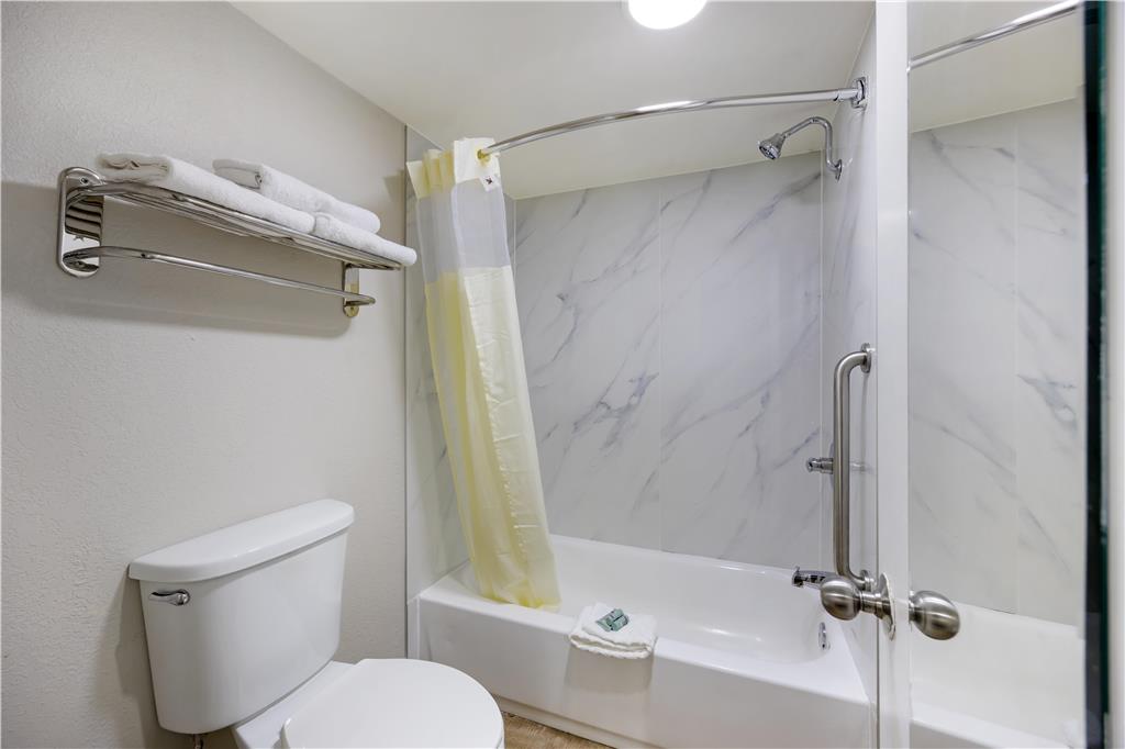 Best Western Fairwinds Inn - photo 25