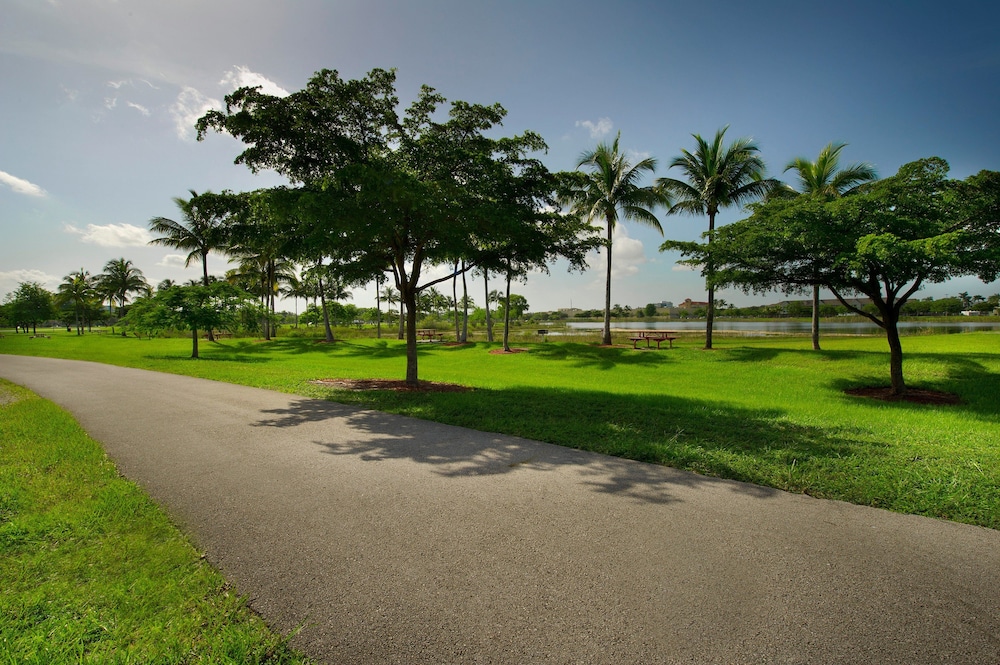 Staybridge Suites Miami Doral Area by IHG - photo 30