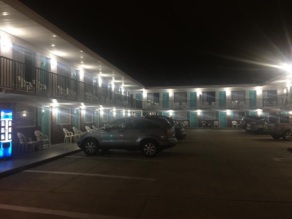 Surf Comber Motel - photo 22