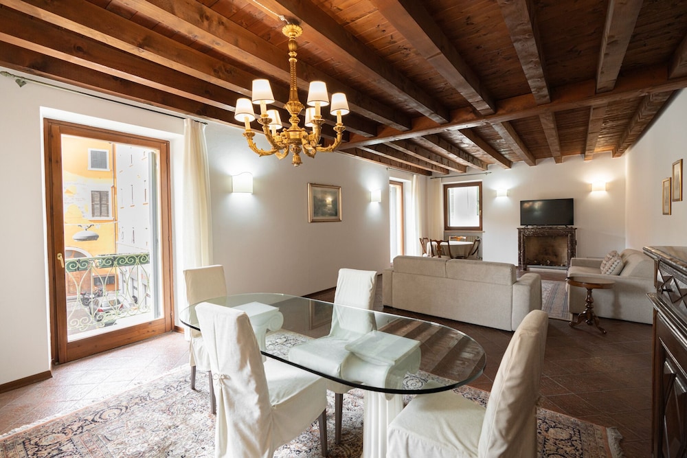 Residenza Cappello — 4-Star Luxury Hotel in Verona, Italy