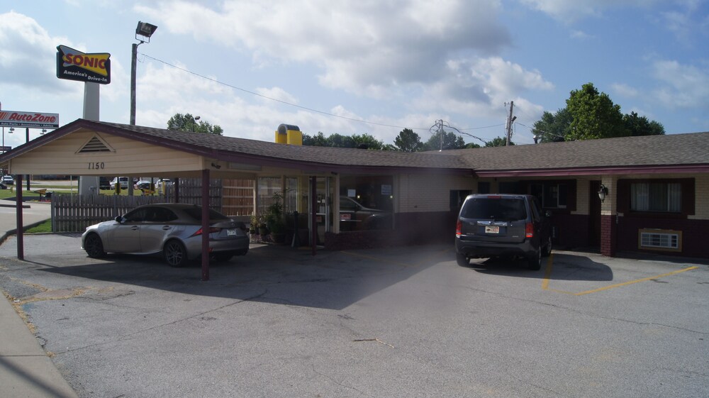 Stone Inn Motel - photo 22
