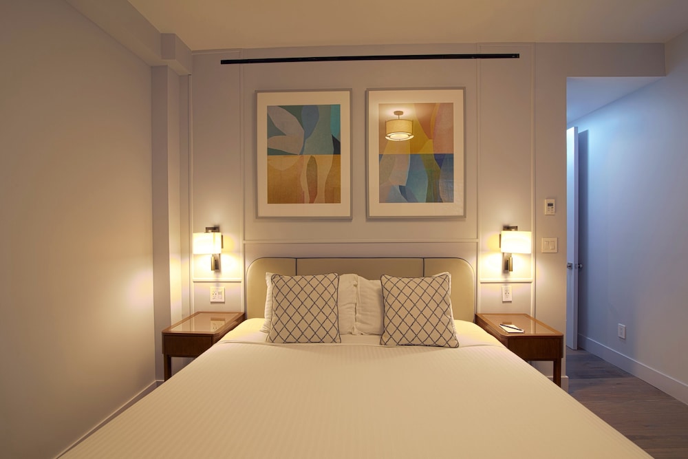 Hotel Belleclaire - photo 48