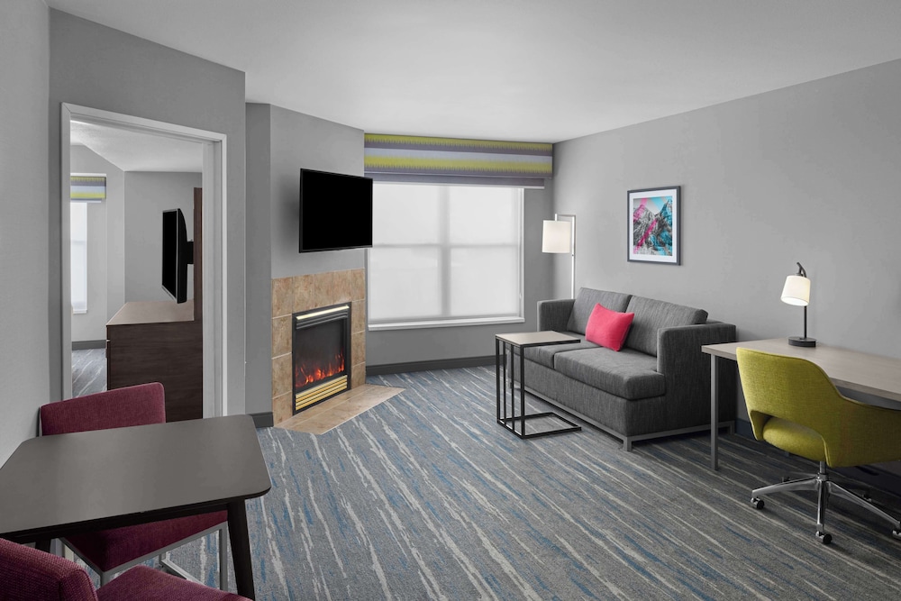 Hampton Inn & Suites Orem - photo 22