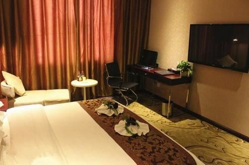 Jinyue Business Hotel — hotel in Yichuan Chengguanzhen