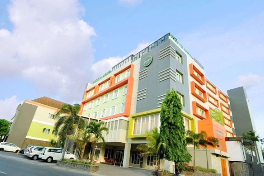 Pose in Solo by Wstay in Surakarta, Indonesia