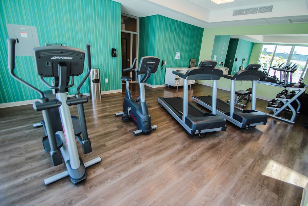 Holiday Inn Express & Suites Miami Airport East by IHG - photo 55