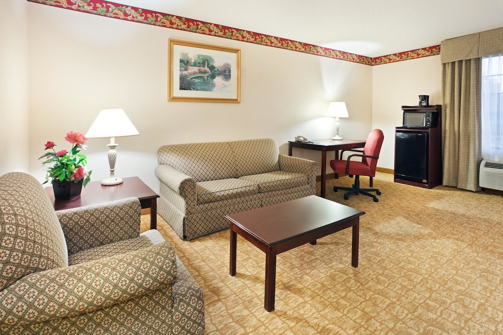 Holiday Inn Exp Winston Salem by IHG - photo 2