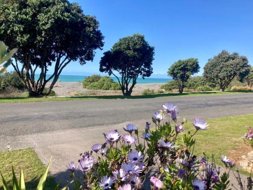 Oceanside oasis - last minute hotel in Unknown City