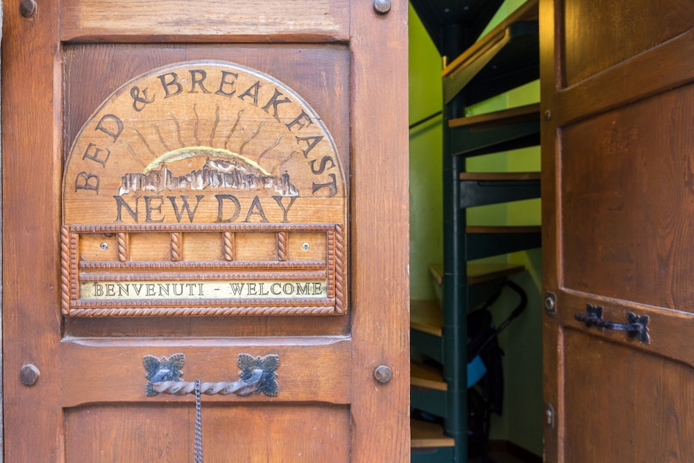 New Day - carbon neutral hotel in Assisi