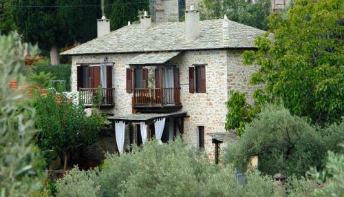 Villa Amanti — 4-Star Luxury Hotel in Volos, Greece