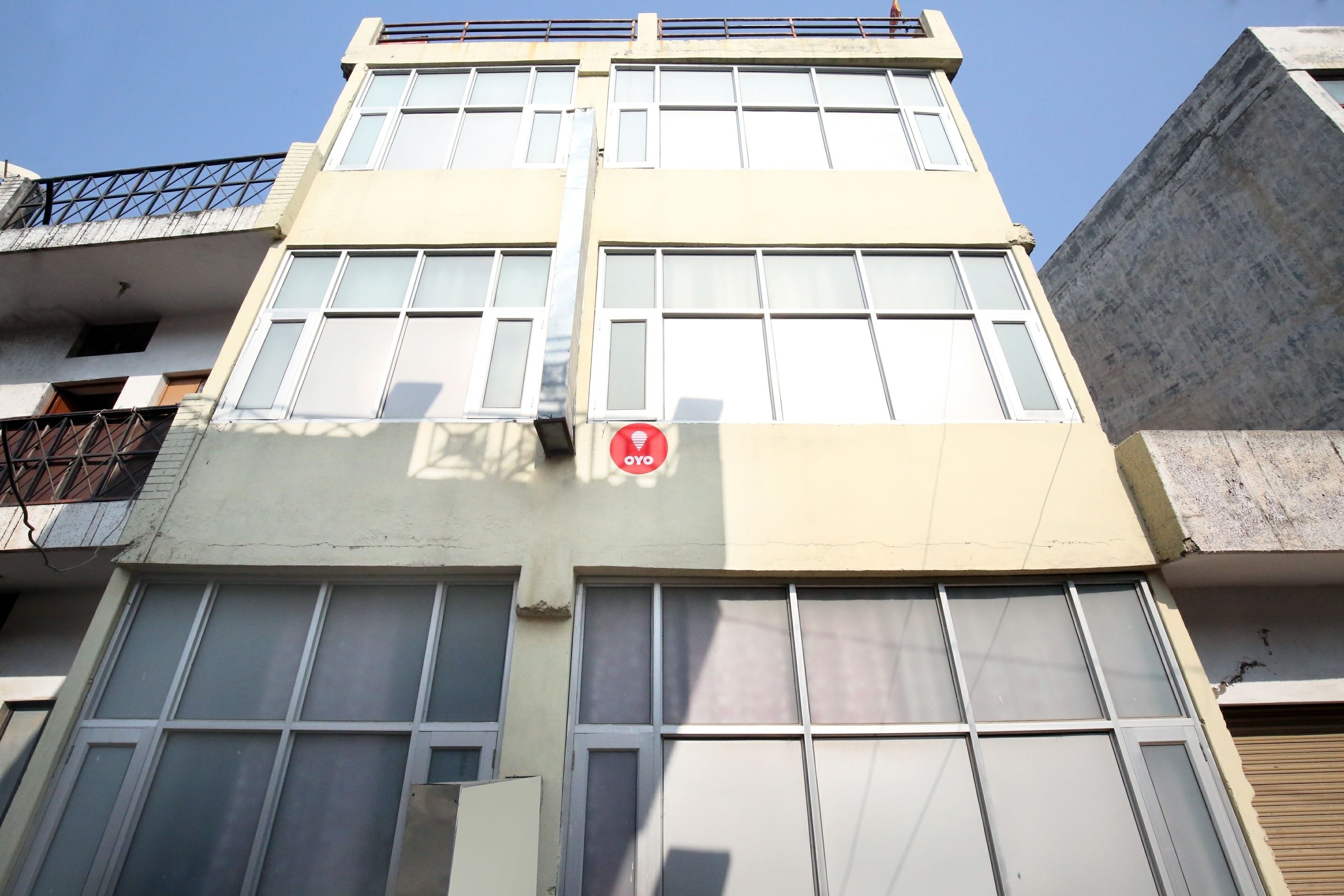 OYO 10604 Hotel Arneja