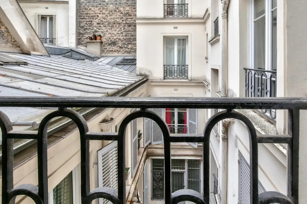 Chic & Spacious Flat at Tocqueville — 4-Star Luxury Hotel in Paris, France