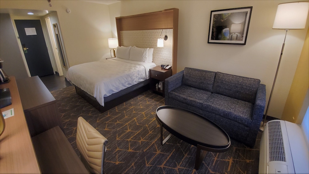 Holiday Inn Staunton Conference Center by IHG - photo 37